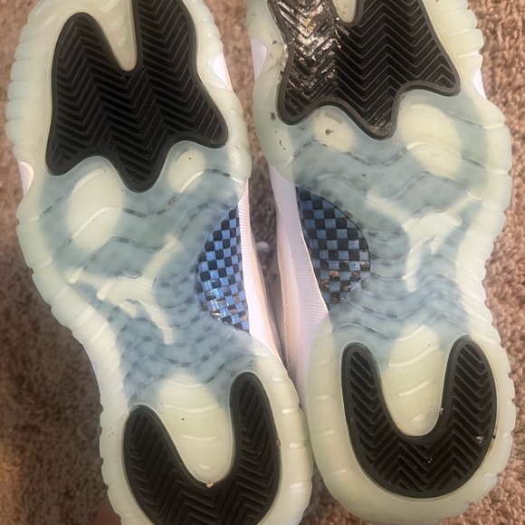 jordan 11 retro low legend blue size 3.5 youth - Picture 13 of 15